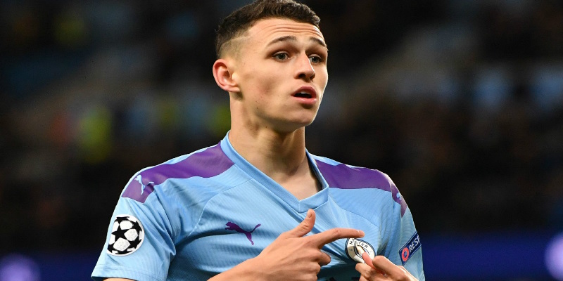 tieu-su-phil-foden-2017-18